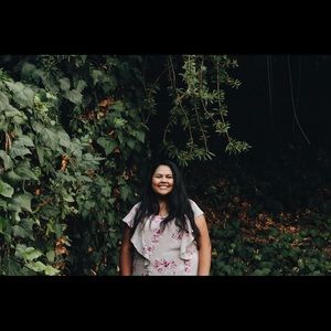 Meet your Posher, Faith